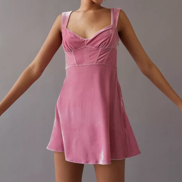 URBAN OUTFITTERS - UO Genivieve Velvet Corset Mini Dress - NWT (L) - Picture 1 of 12
